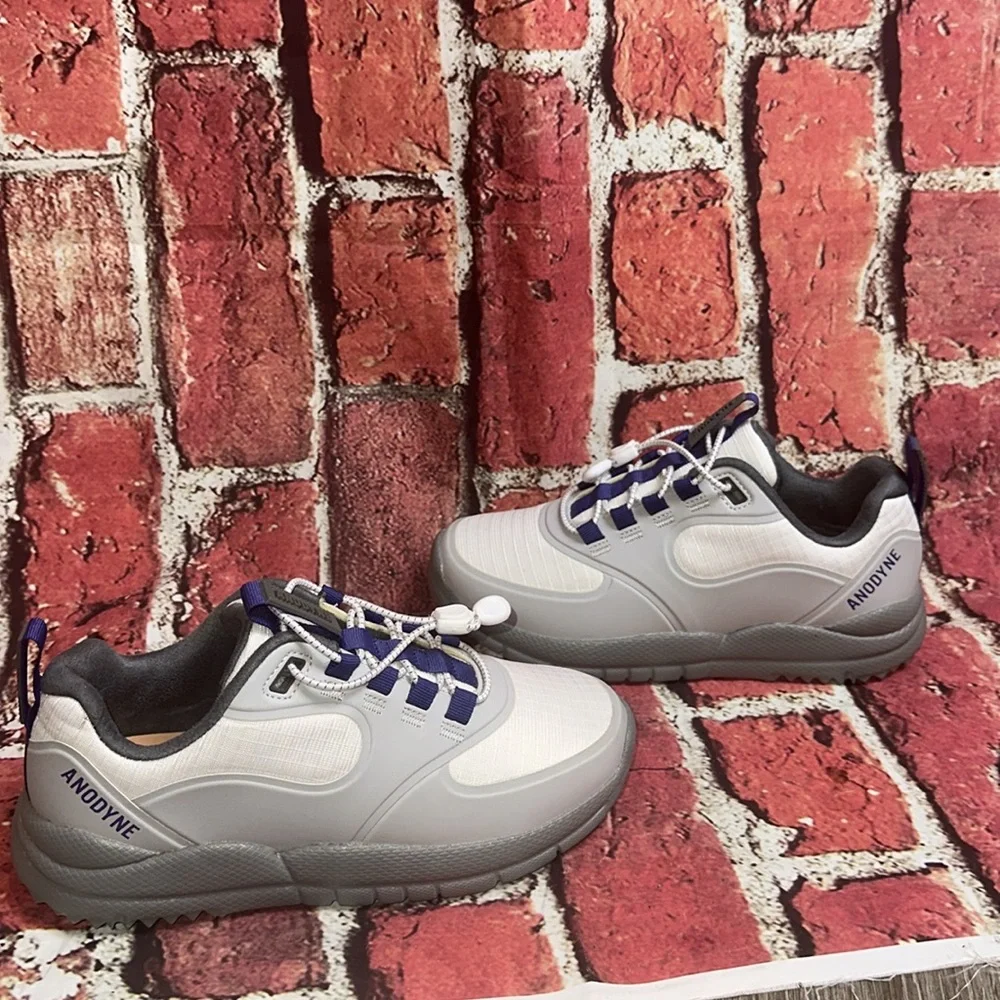 Anodyne Women's White Blue Sneakers Size 6W